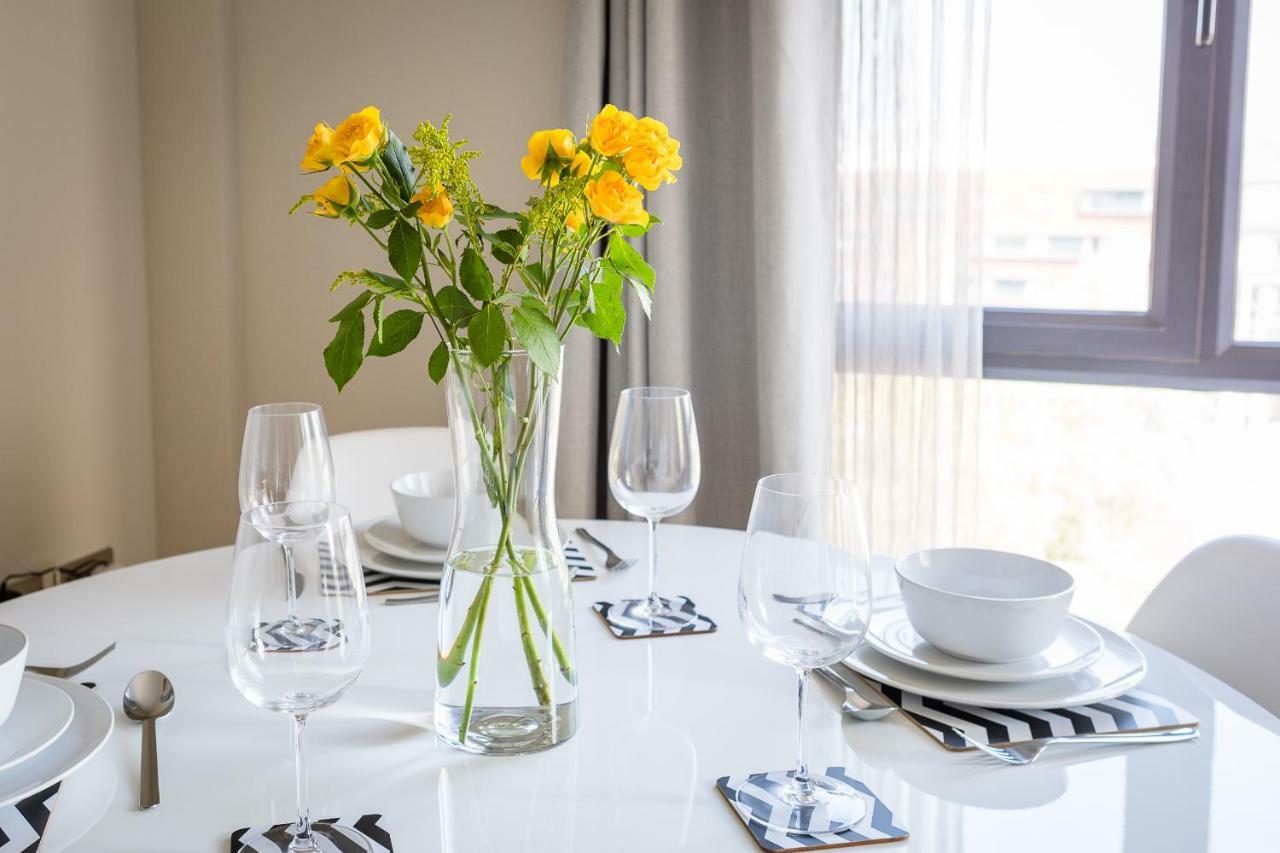 Luxury Quayside Apartment นิวคาสเซิล อะพอน ไทน์ ภายนอก รูปภาพ