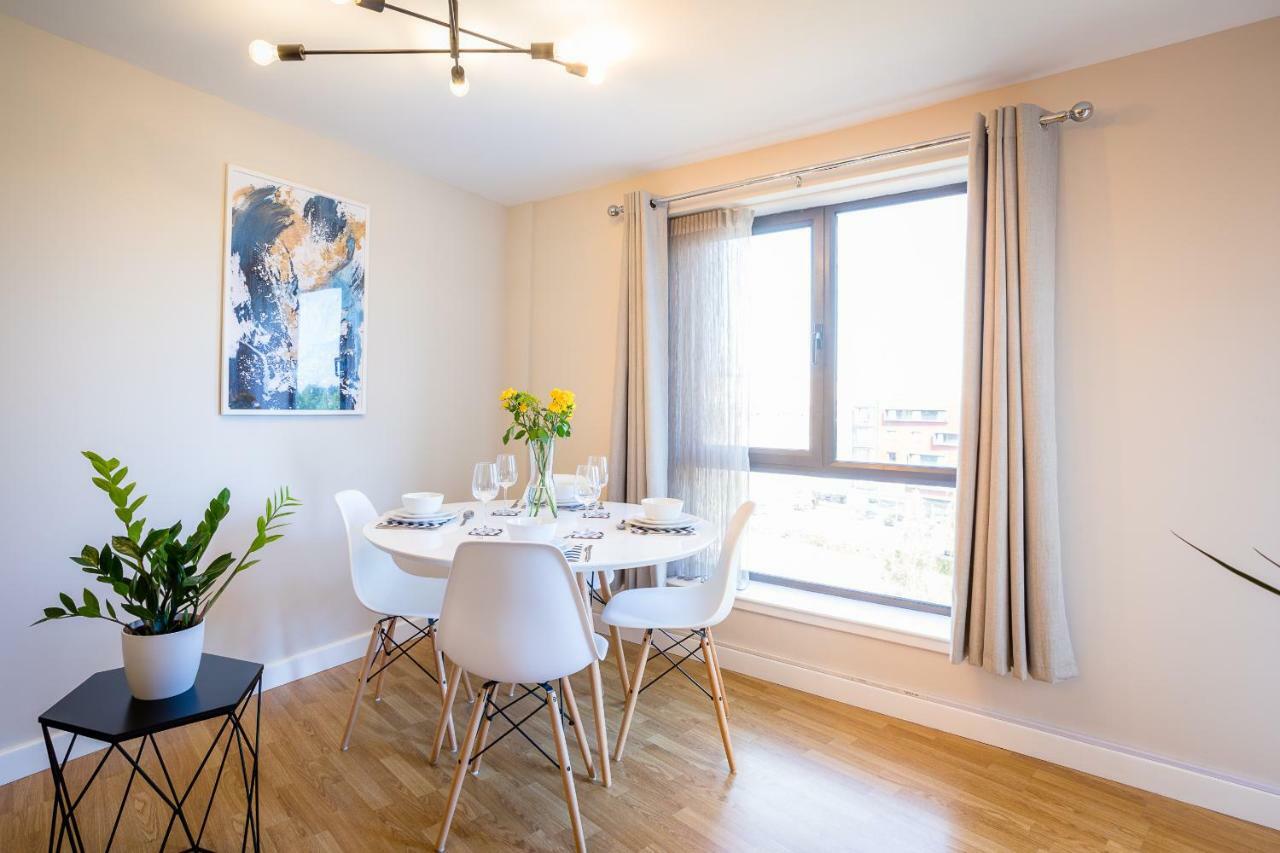 Luxury Quayside Apartment นิวคาสเซิล อะพอน ไทน์ ภายนอก รูปภาพ