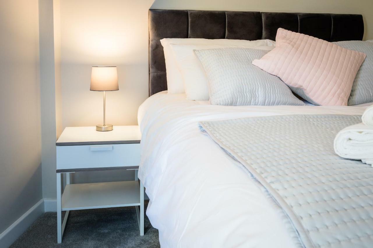 Luxury Quayside Apartment นิวคาสเซิล อะพอน ไทน์ ภายนอก รูปภาพ