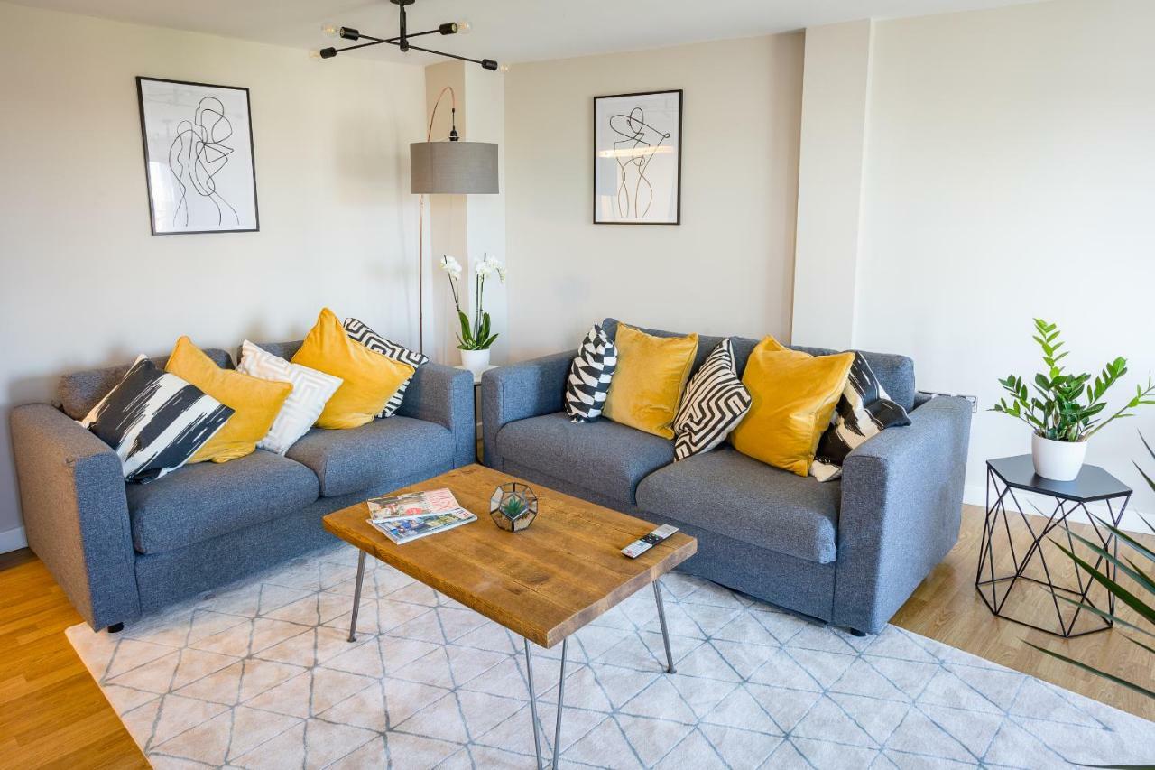 Luxury Quayside Apartment นิวคาสเซิล อะพอน ไทน์ ภายนอก รูปภาพ